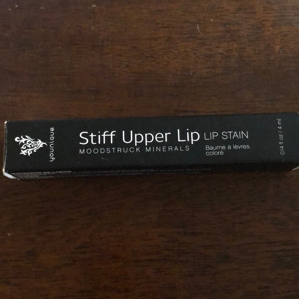 Younique stiff upper lip — lip stain